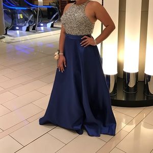 Size 16 royal blue dress.